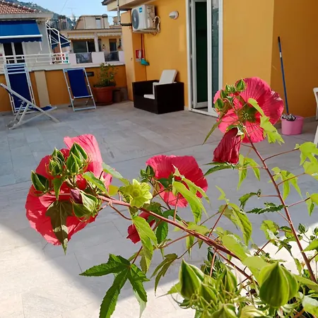 La Casa Gialla Апартаменты *